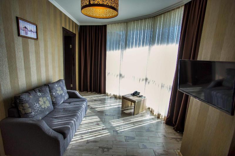 Batus Hotel Batumi Exterior foto